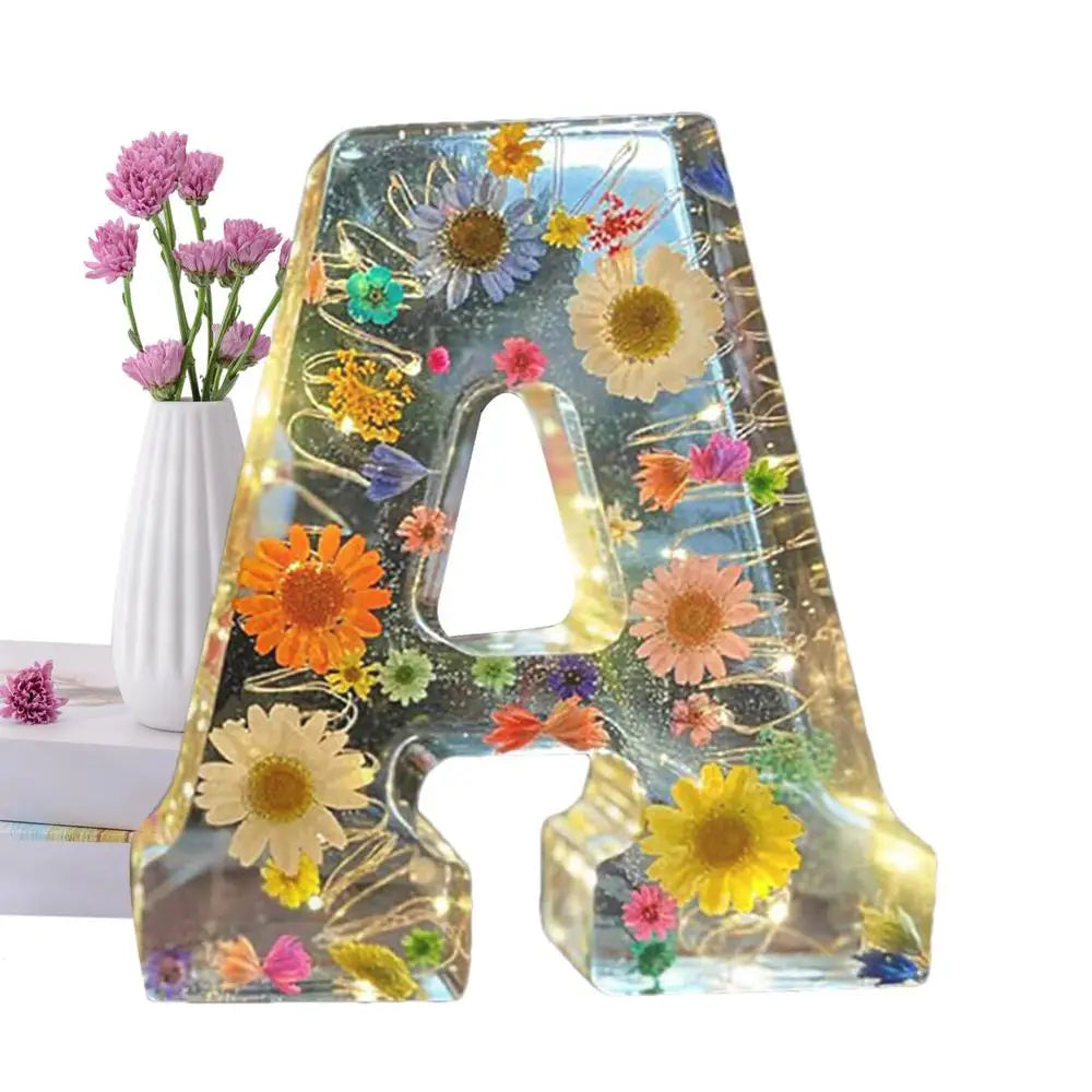Floral Letter Night Lights Decorative Resin Lamp with Initial Letter & Dry Flower Creative Table Light Night Lamp Glowing