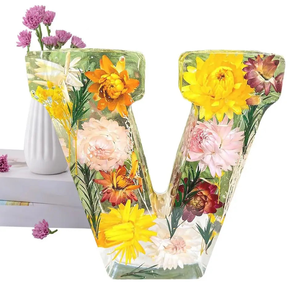 Floral Letter Night Lights Decorative Resin Lamp with Initial Letter & Dry Flower Creative Table Light Night Lamp Glowing