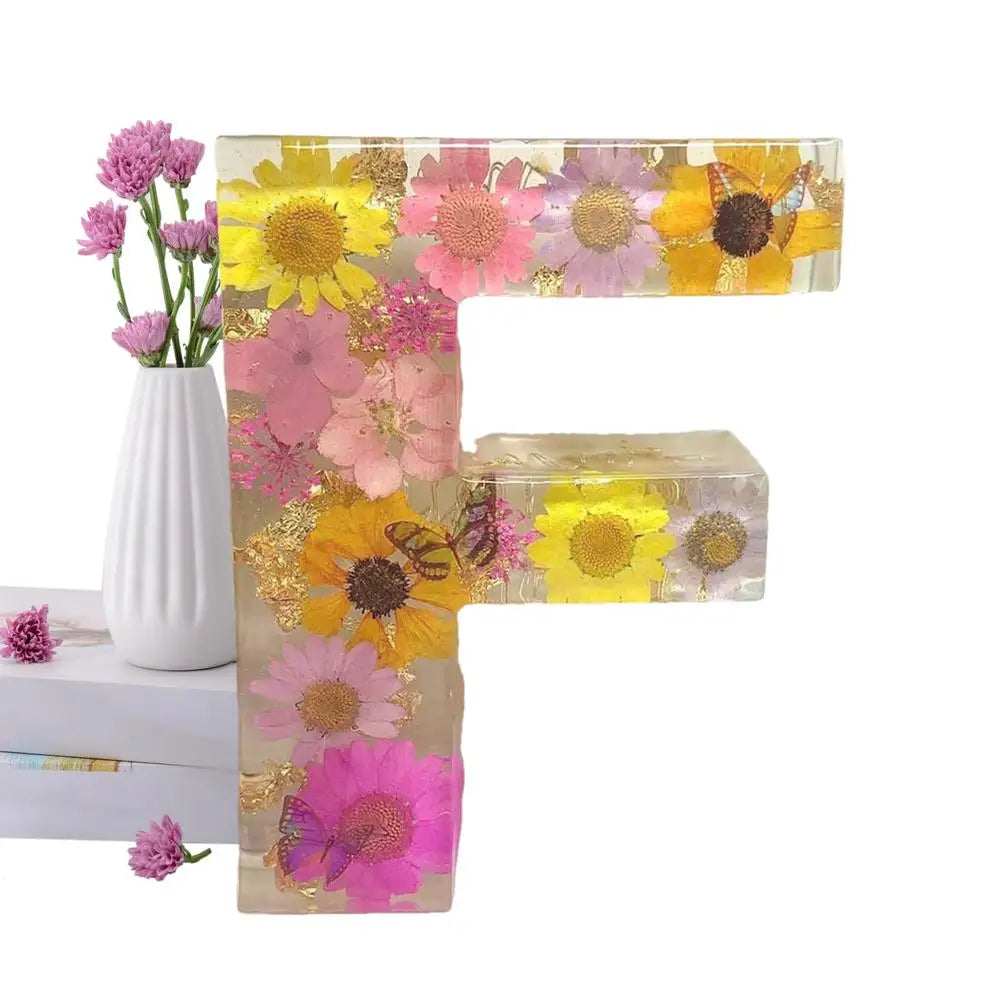Floral Letter Night Lights Decorative Resin Lamp with Initial Letter & Dry Flower Creative Table Light Night Lamp Glowing