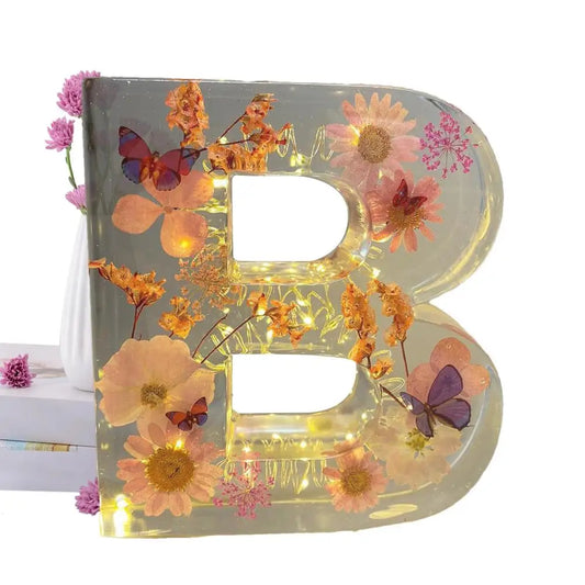 Floral Letter Night Lights Decorative Resin Lamp with Initial Letter & Dry Flower Creative Table Light Night Lamp Glowing
